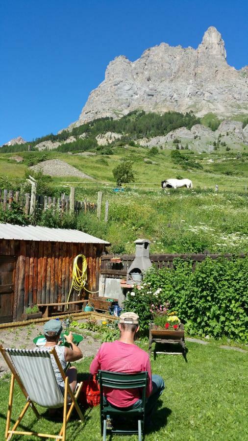Chez Annie & Marcel Bed & Breakfast Le Monetier-les-Bains ภายนอก รูปภาพ
