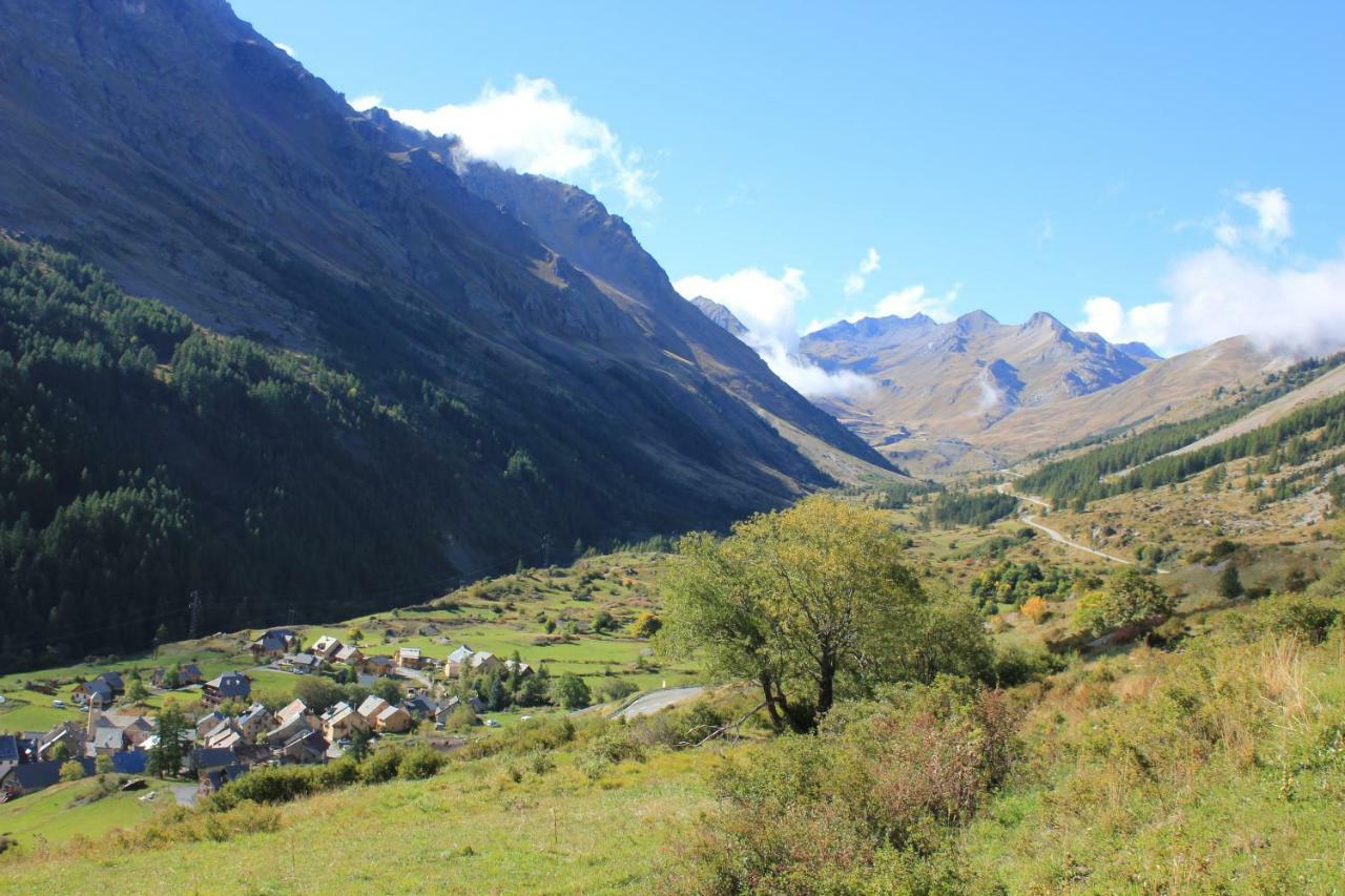 Chez Annie & Marcel Bed & Breakfast Le Monetier-les-Bains ภายนอก รูปภาพ