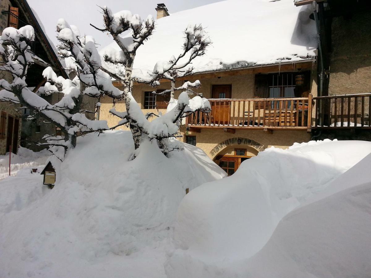 Chez Annie & Marcel Bed & Breakfast Le Monetier-les-Bains ภายนอก รูปภาพ