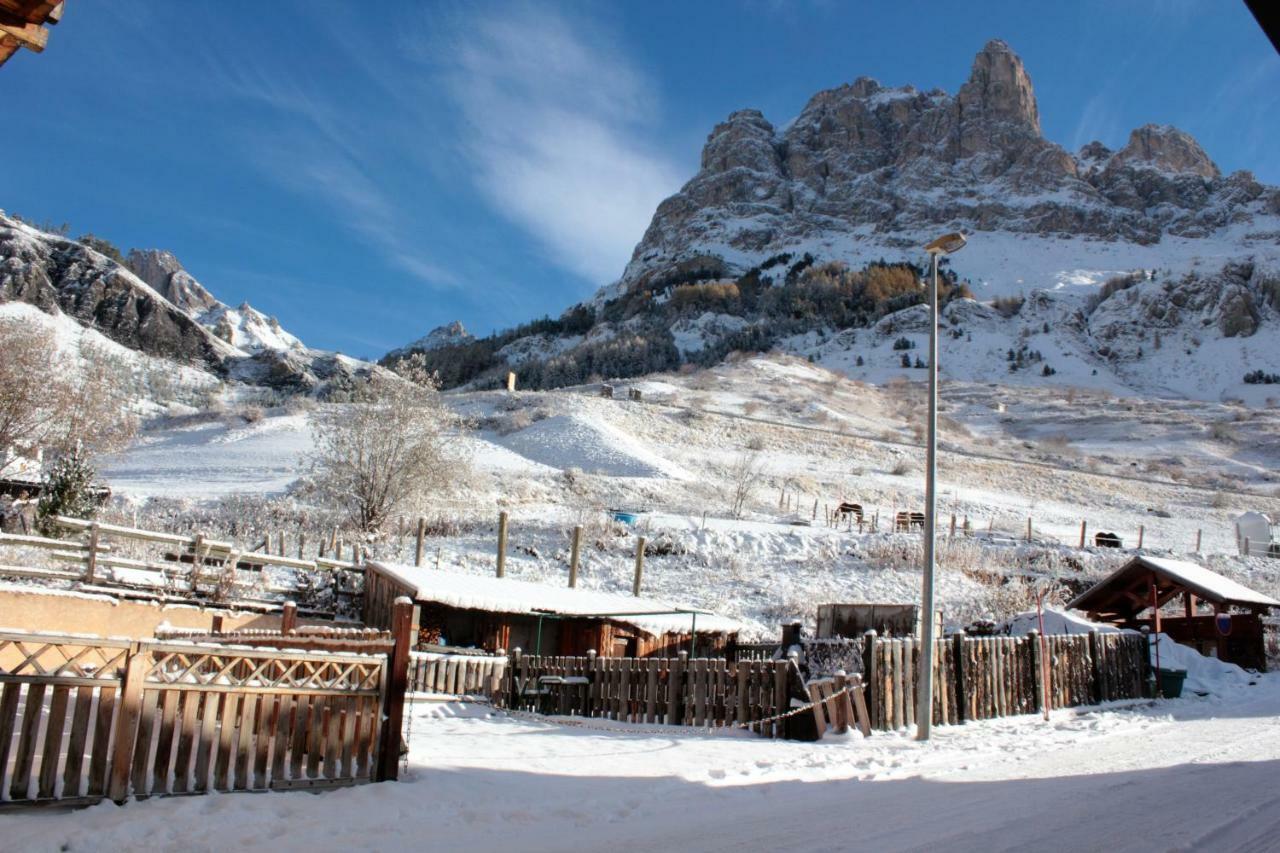 Chez Annie & Marcel Bed & Breakfast Le Monetier-les-Bains ภายนอก รูปภาพ