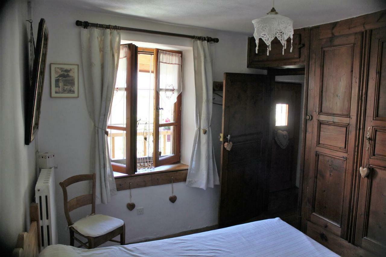 Chez Annie & Marcel Bed & Breakfast Le Monetier-les-Bains ภายนอก รูปภาพ