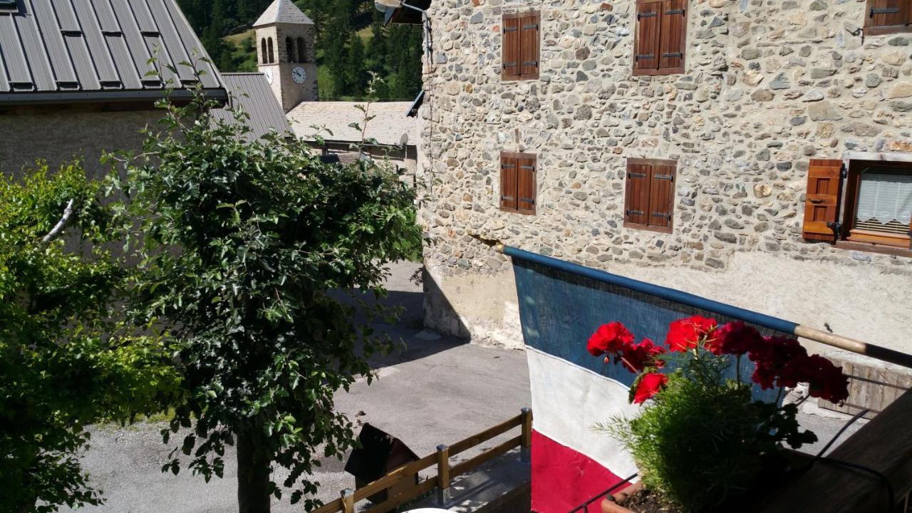 Chez Annie & Marcel Bed & Breakfast Le Monetier-les-Bains ภายนอก รูปภาพ